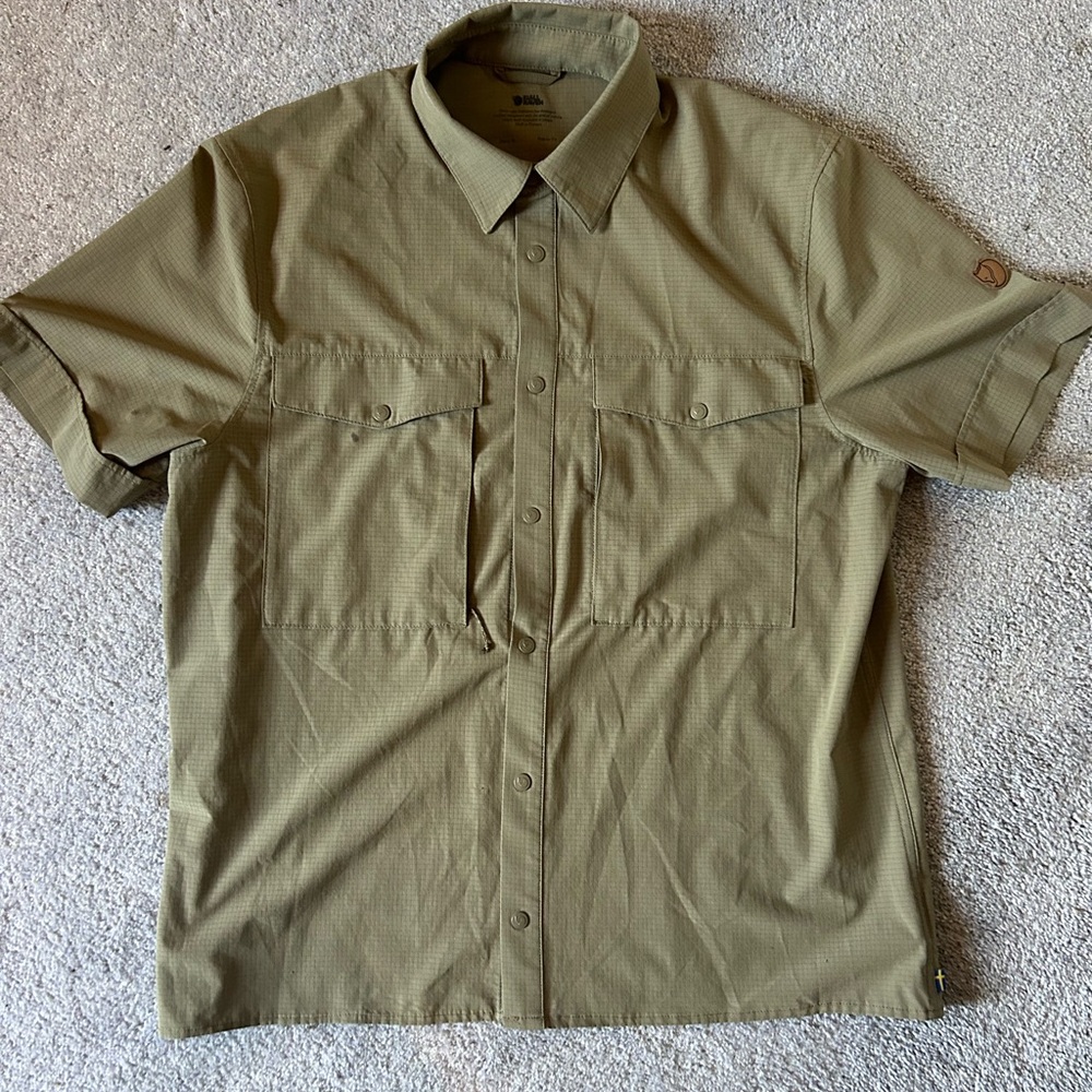 Fjallraven Short Sleeve Hiking Button Down